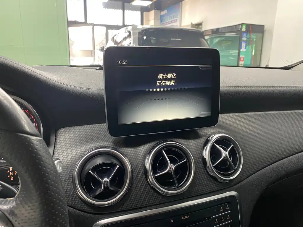Mercedes-Benz GLA 2017 — фото 13