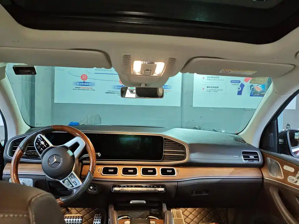 Mercedes-Benz GLS 2020 — фото 2