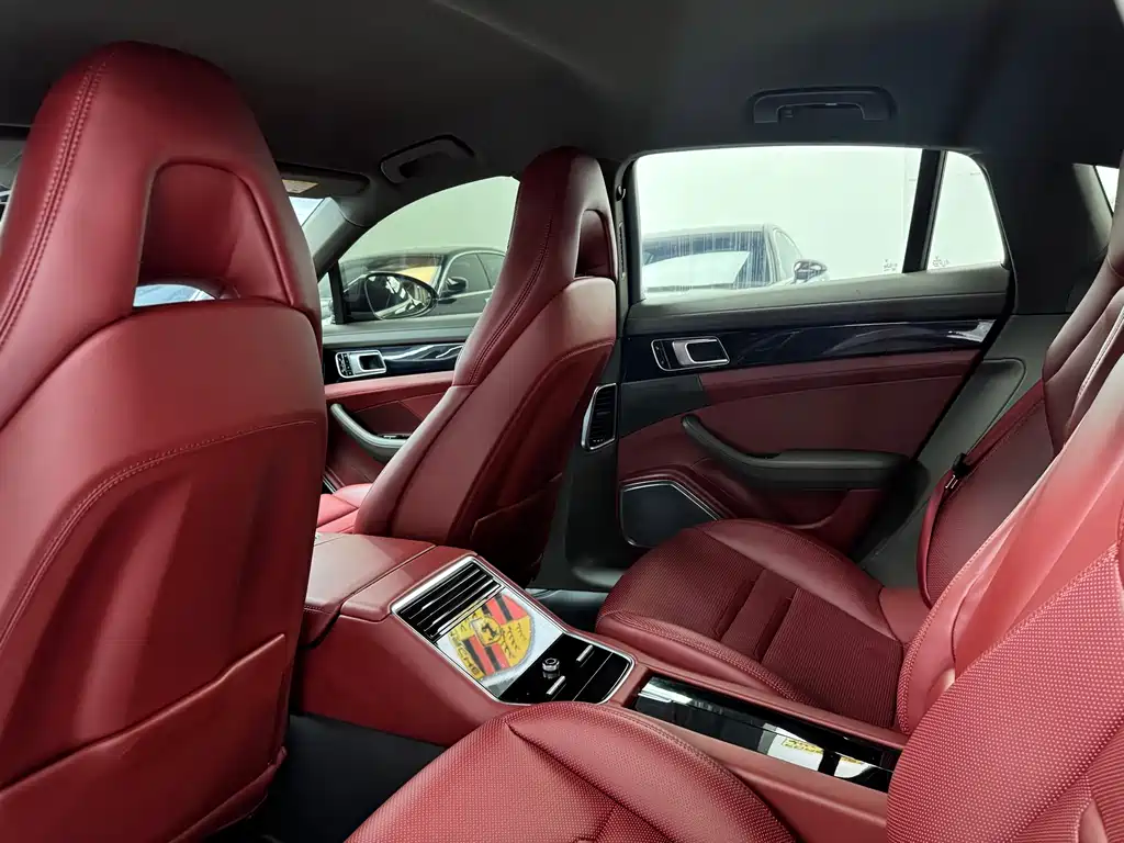 Porsche Panamera 2018 — фото 11