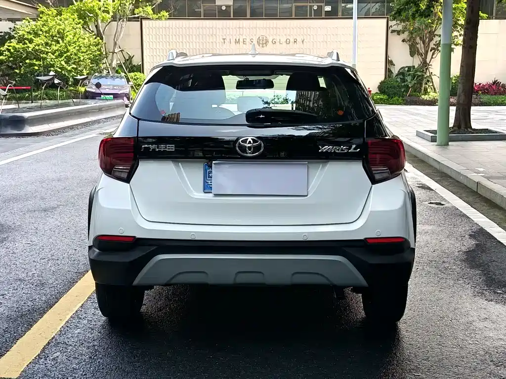 Toyota Yaris L 2020