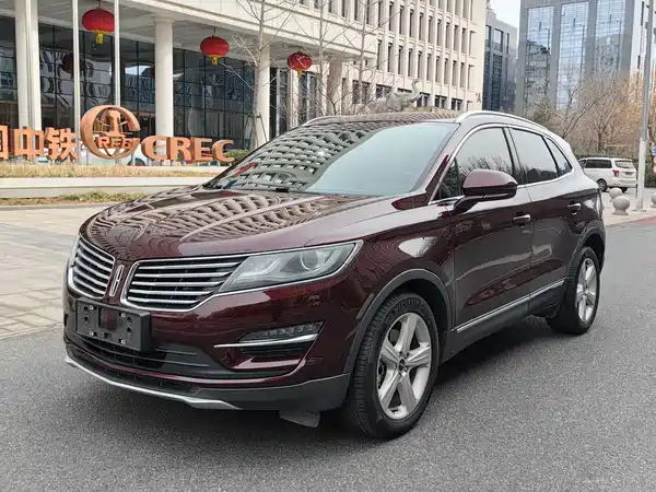 Lincoln MKC 2017