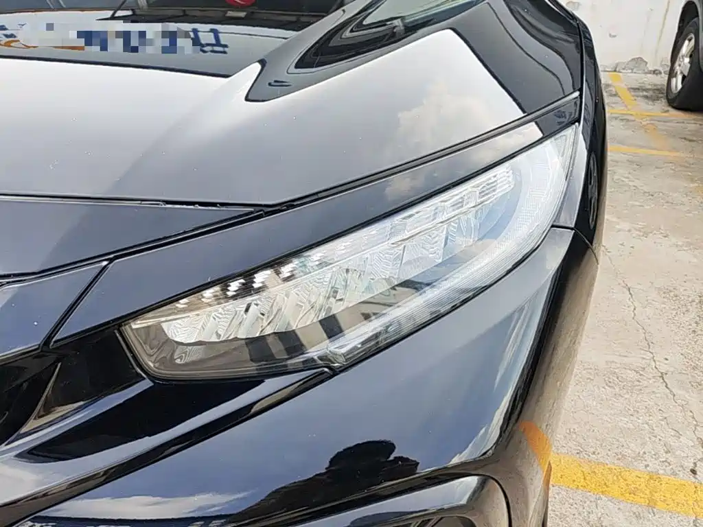 Honda Civic 2020 — фото 24