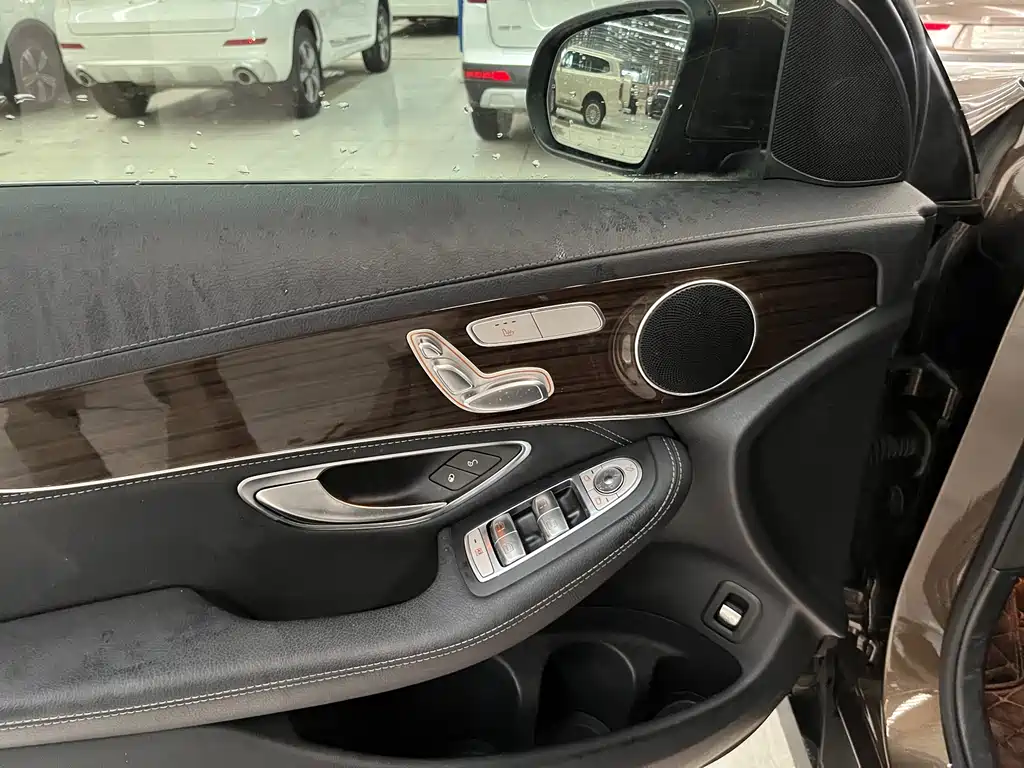 Mercedes-Benz GLC 2016