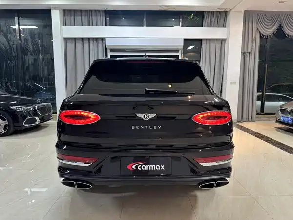 Bentley Bentayga 2022