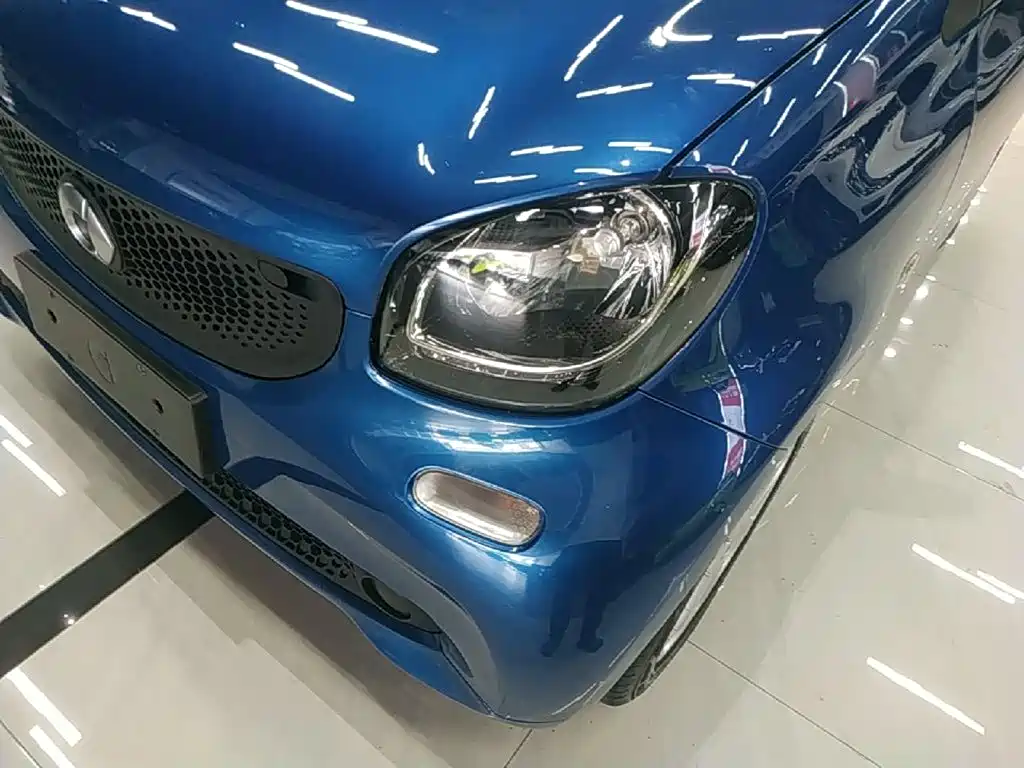 smart fortwo 2018 — фото 24
