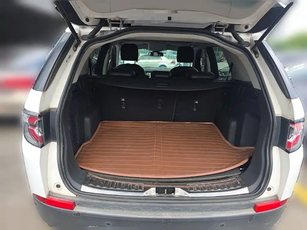 Land Rover Discovery Sport 2015 — фото 24