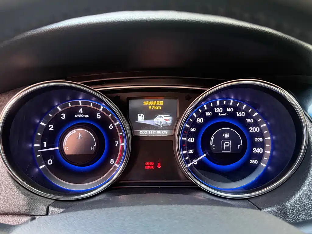 Hyundai Sonata 2013 — фото 13