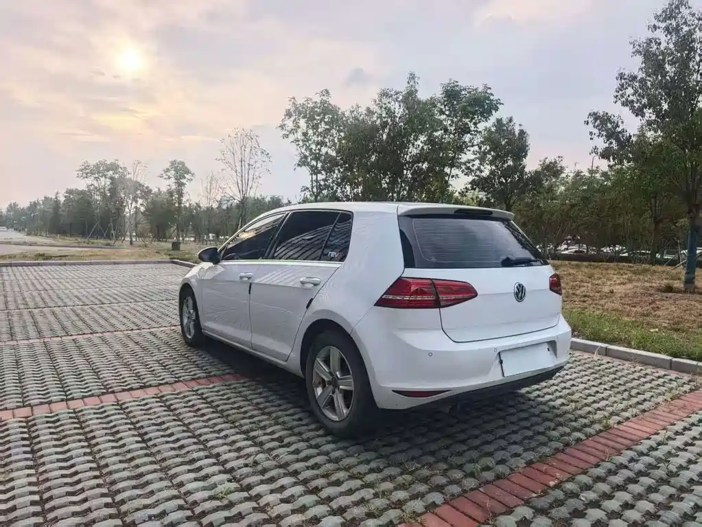 Volkswagen Golf 2015
