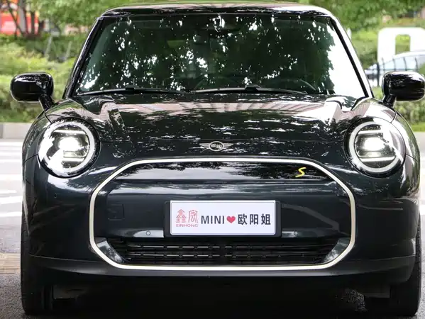 MINI Cooper 2025