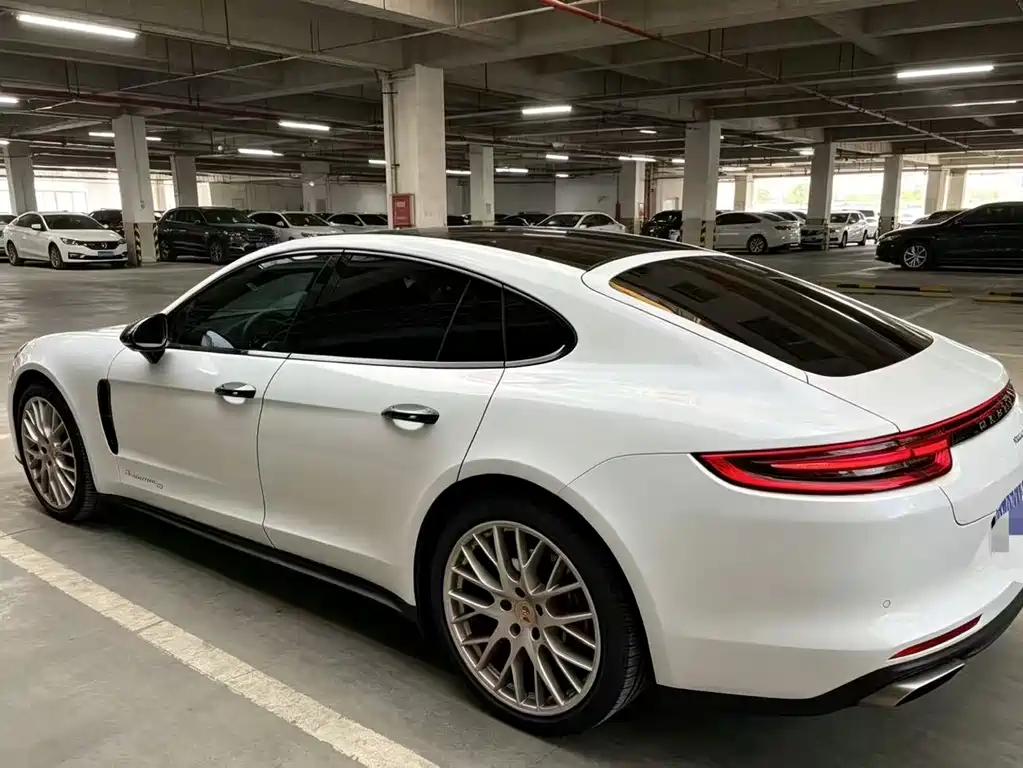 Porsche Panamera 2021 — фото 10
