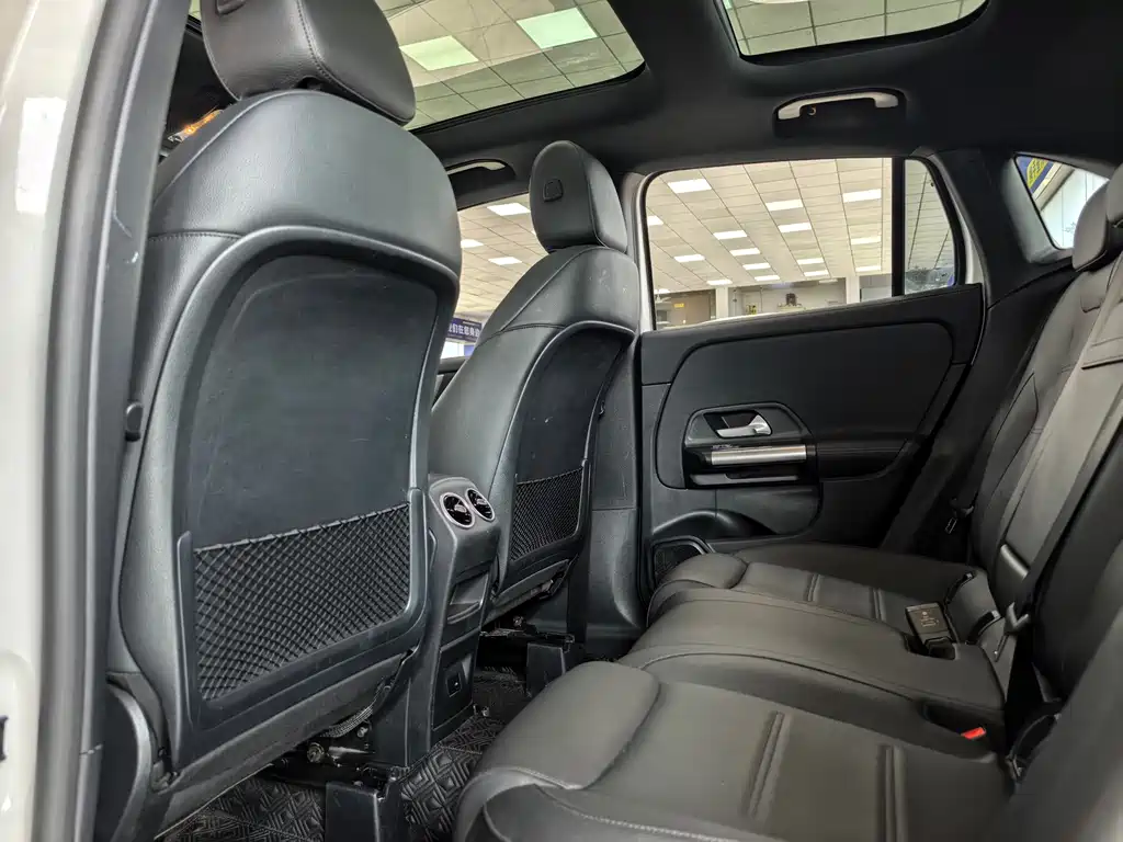 Mercedes-Benz GLA 2022 — фото 13