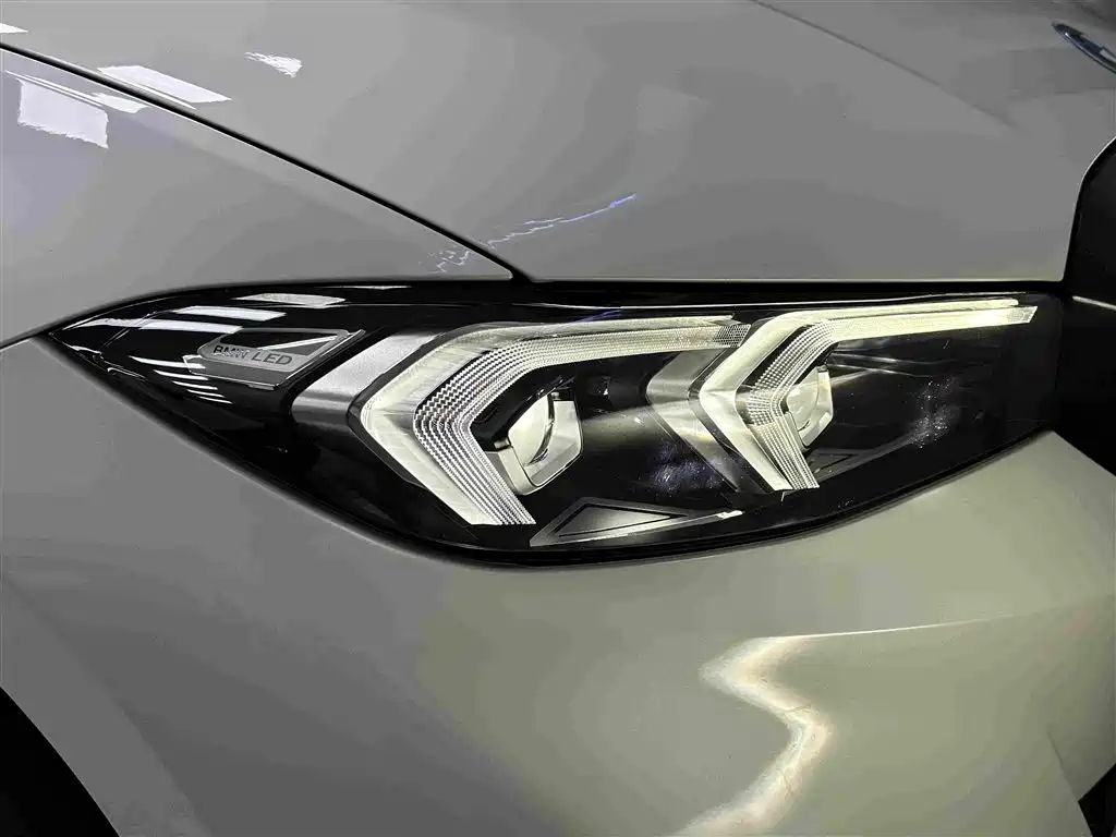 BMW i3 2024