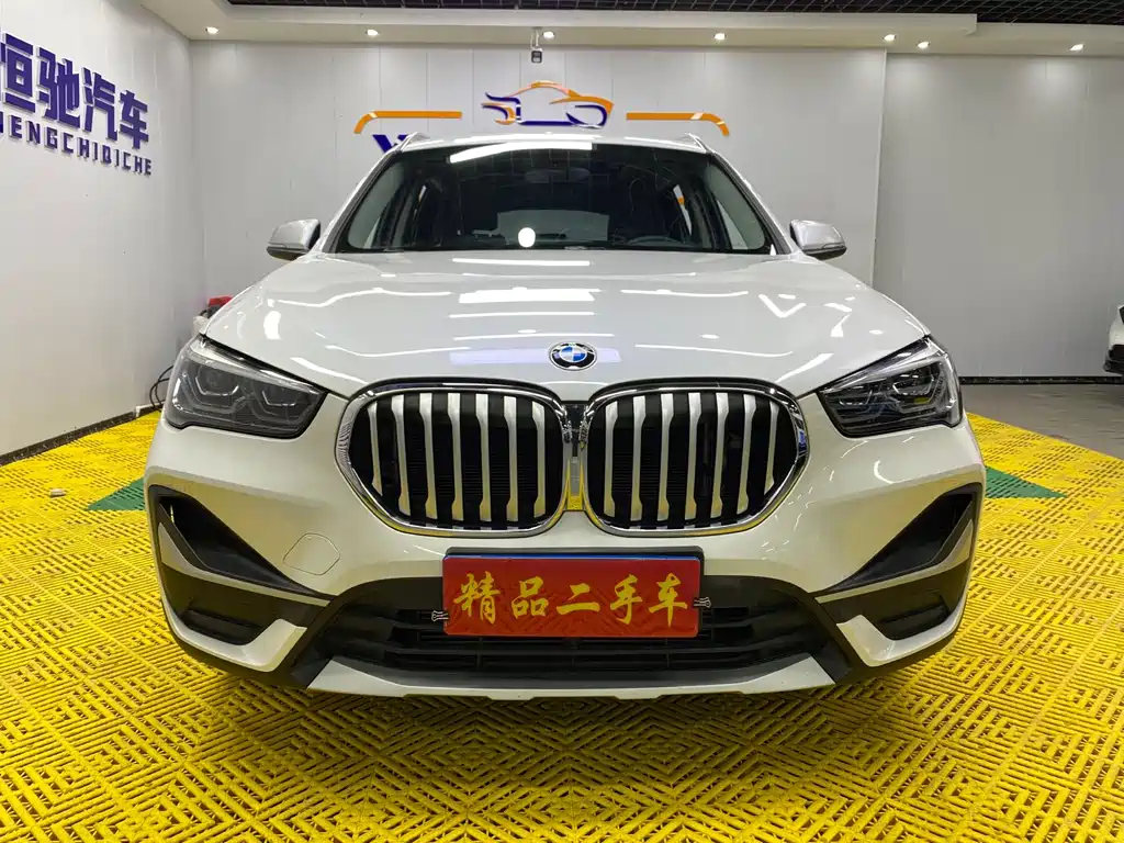 BMW X1 2022 — фото 2