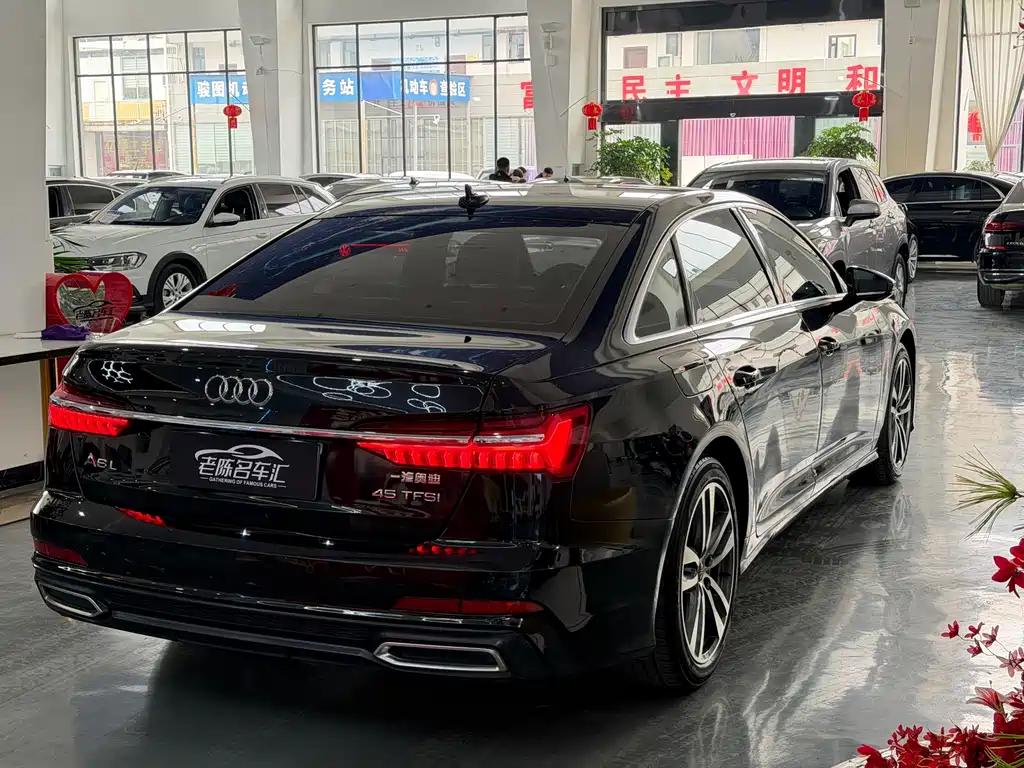 Audi A6L 2019 — фото 7
