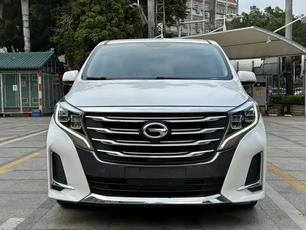 GAC Motor Trumpchi M8 2020 — фото 2