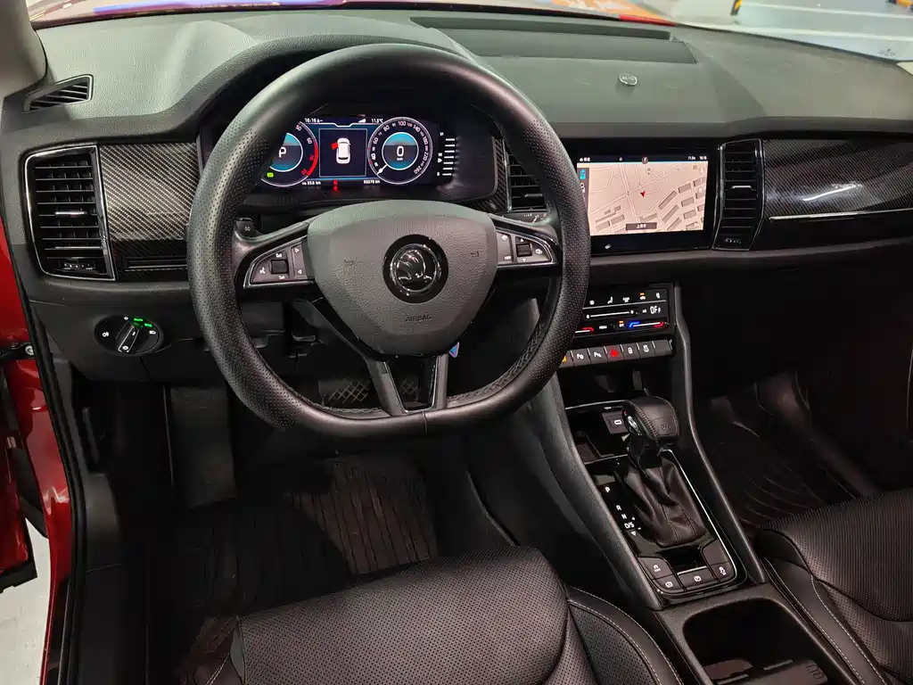 Skoda Kodiaq GT 2021 — фото 9