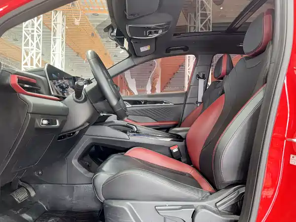 Geely Binyue 2022