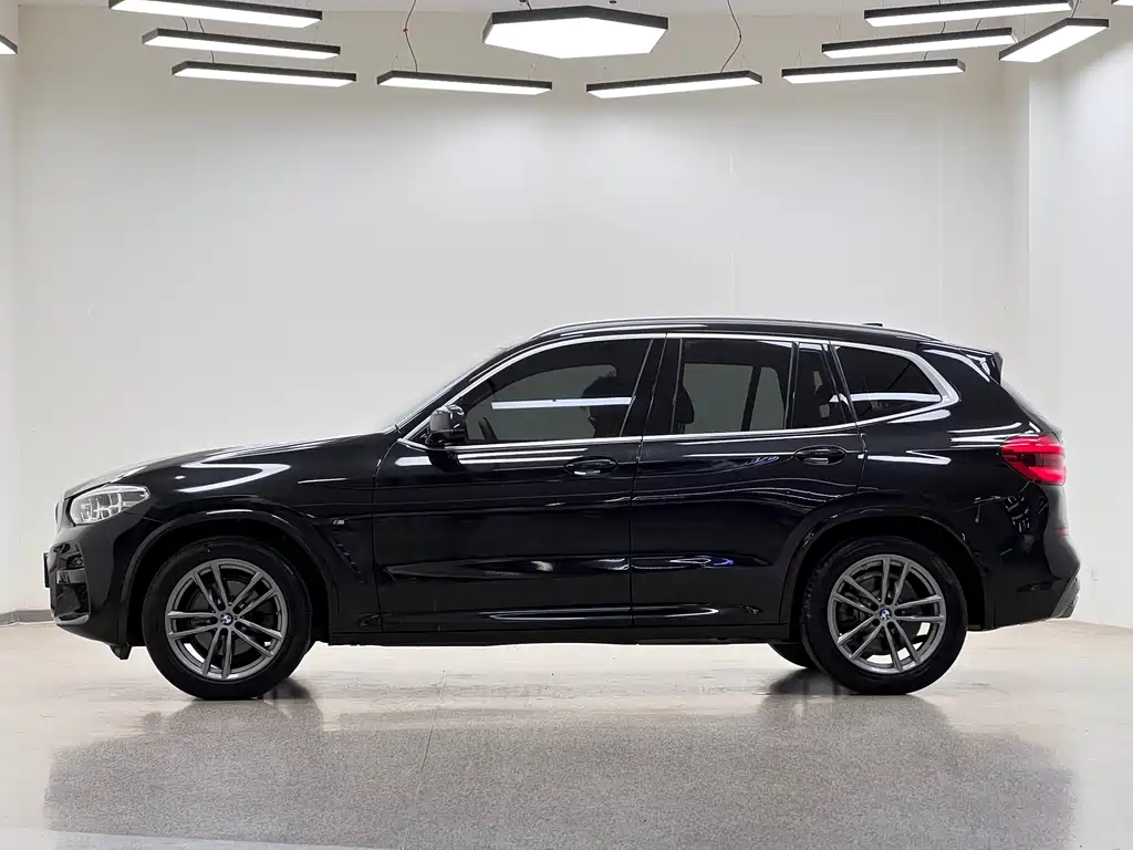 BMW X3 2021 — фото 3