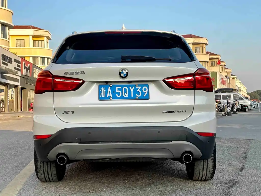 BMW X1 2019 — фото 6