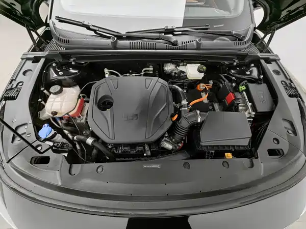 Geely Galaxy L6 2025