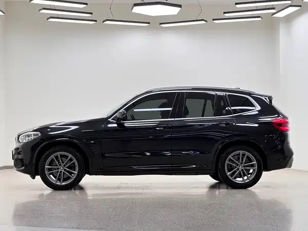 BMW X3 2021
