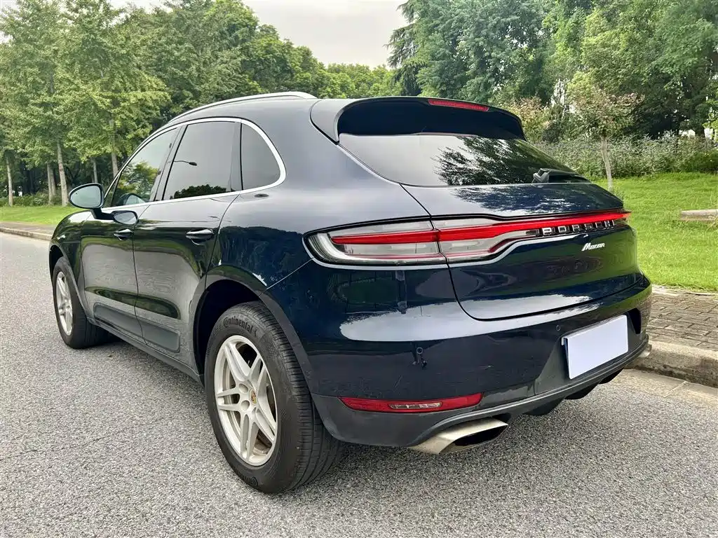 Porsche Macan 2019 — фото 12