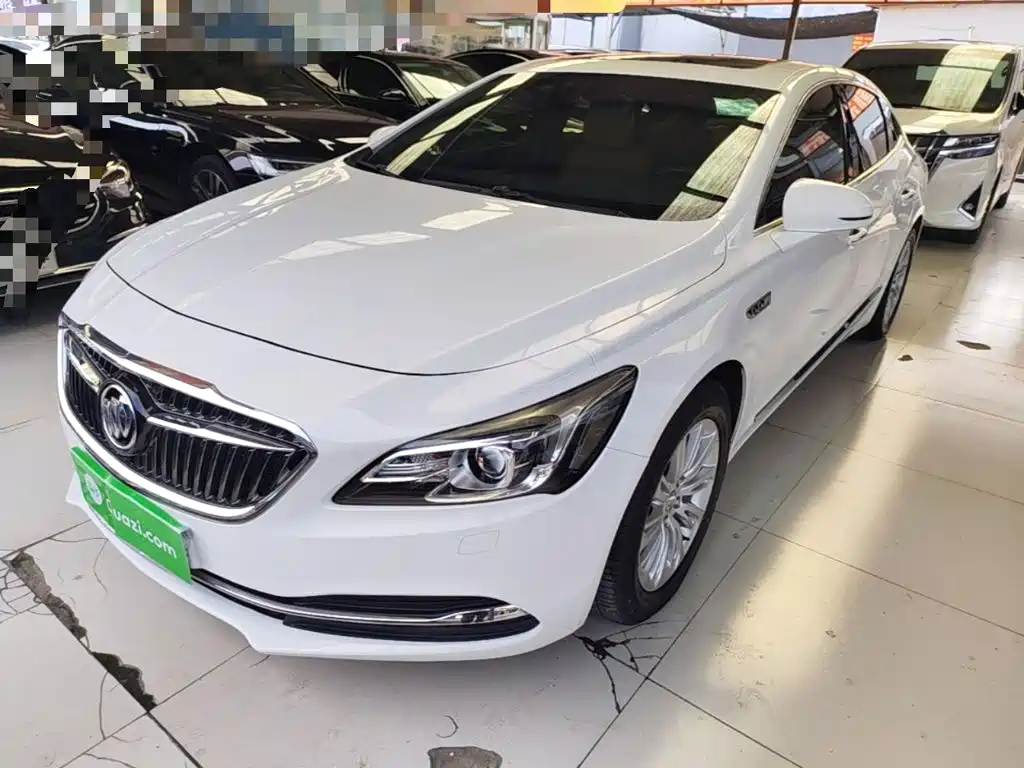 Buick LaCrosse 2017 — фото 2
