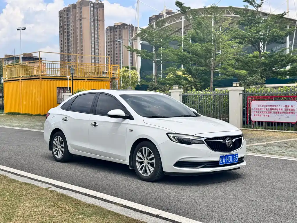 Buick Excelle 2020 — фото 3