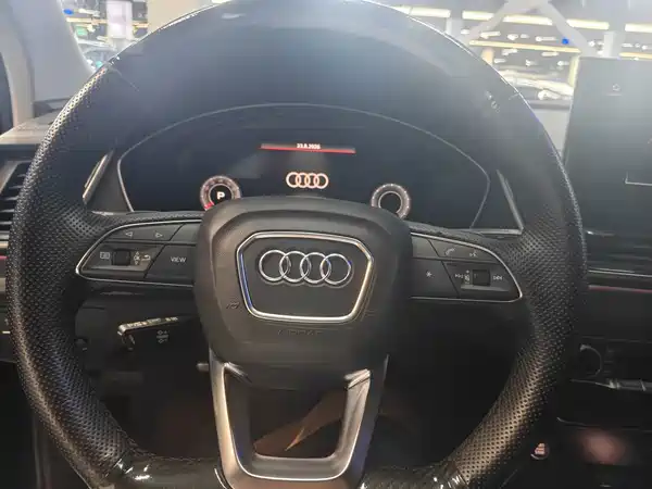 Audi Q5L 2022