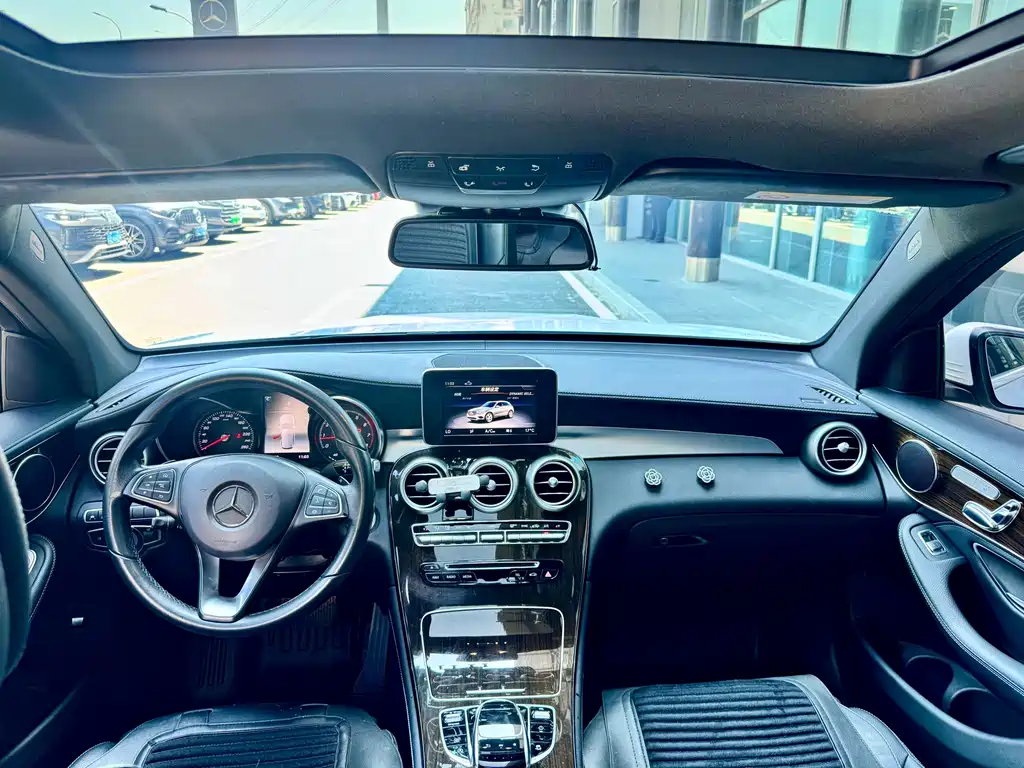 Mercedes-Benz GLC 2018