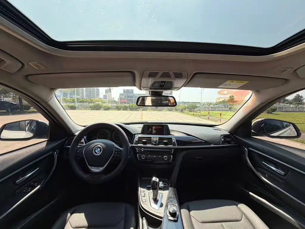 BMW 3 Series 2017