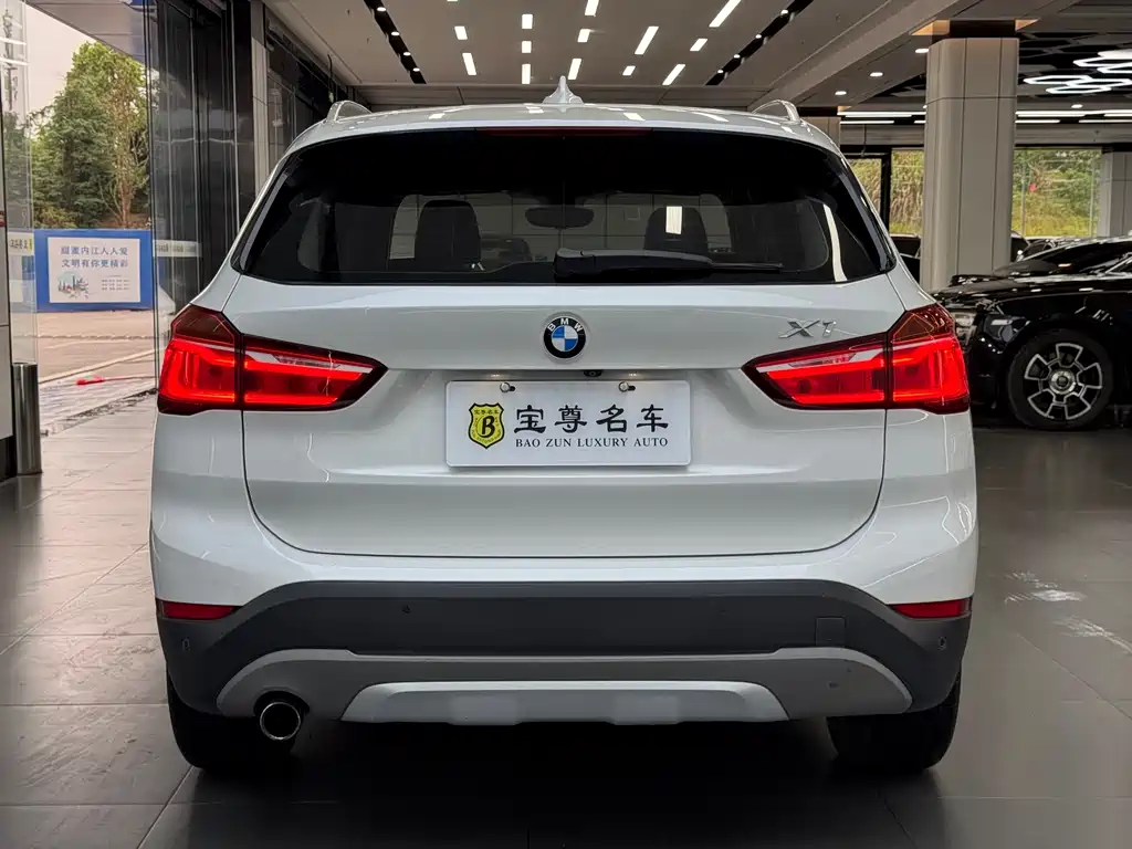 BMW X1 2017 — фото 5