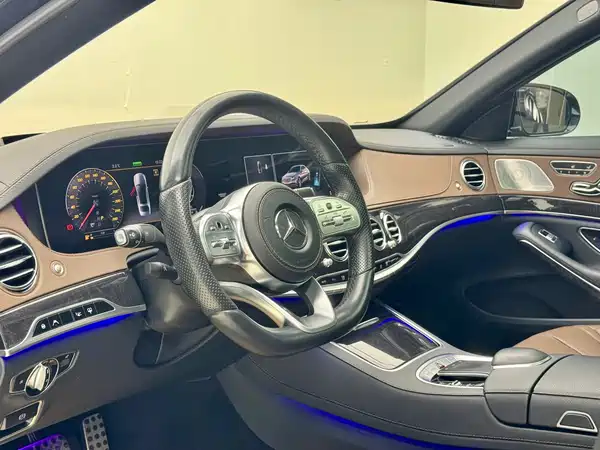 Mercedes-Benz S-Class 2020