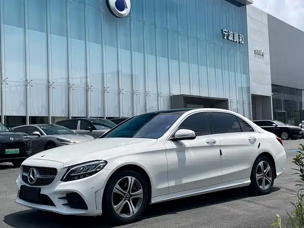 Mercedes-Benz C-Class 2021
