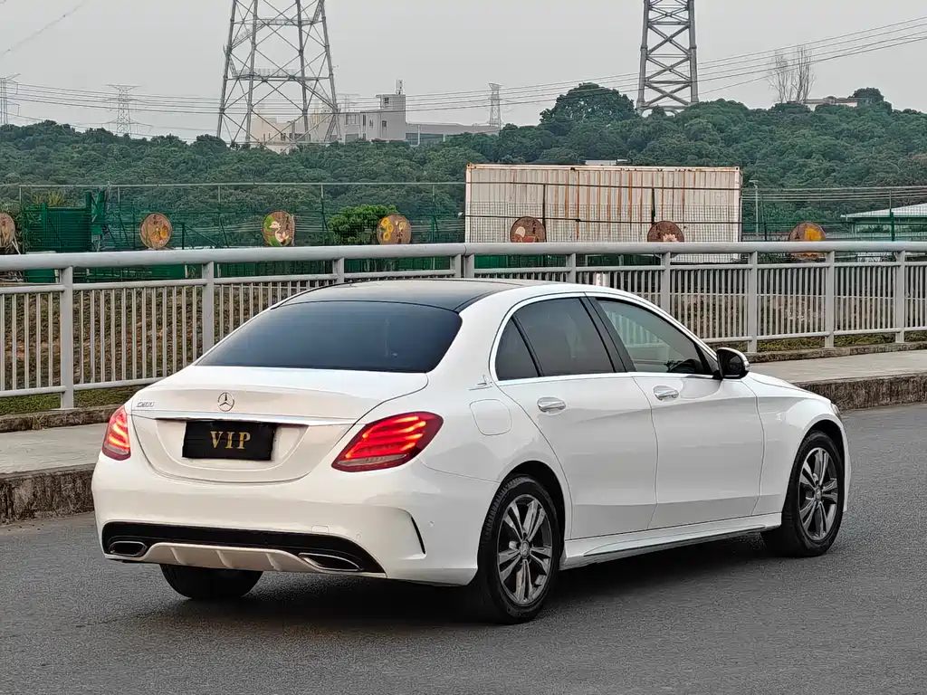 Mercedes-Benz C-Class 2018