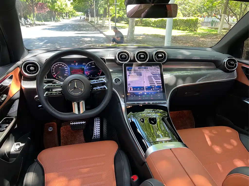 Mercedes-Benz GLC Coupe 2025 — фото 15