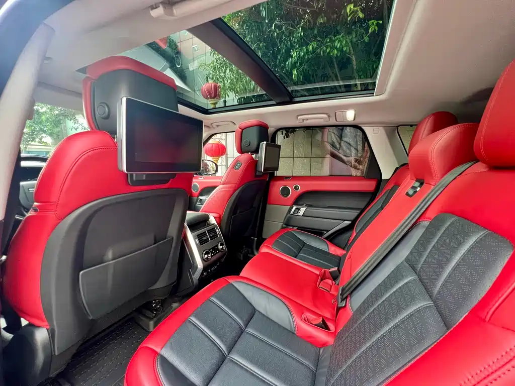 Land Rover Sport 2020 — фото 19