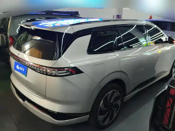 Dongfeng e008 2025