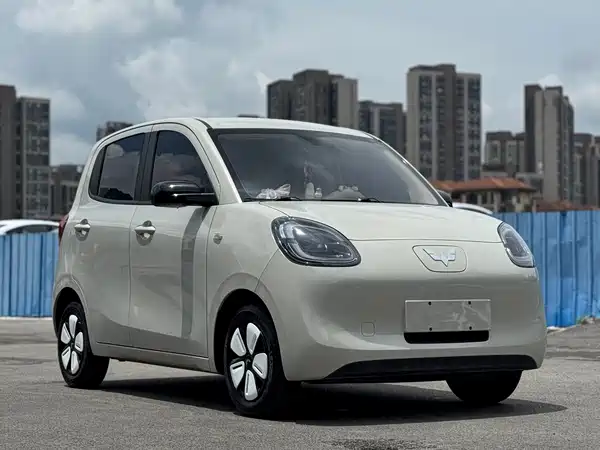 Wuling Hongguang MINIEV 2025