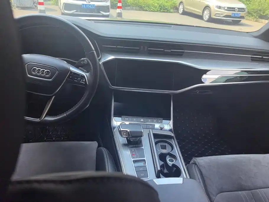 Audi A6L 2021 — фото 12
