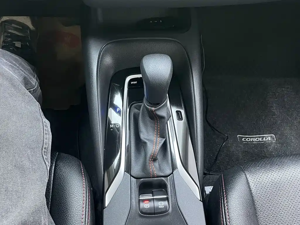 Toyota Corolla 2021 — фото 12