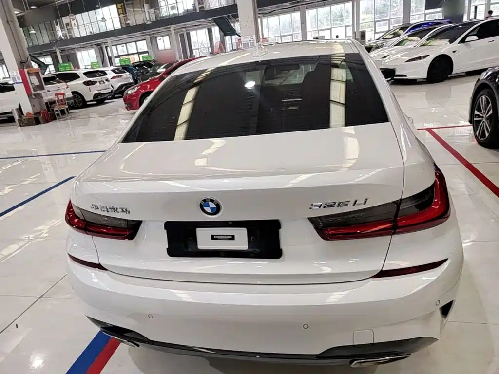 BMW 3 Series 2022