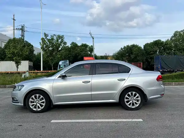 Volkswagen Lavida 2016