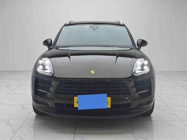 Porsche Macan 2021