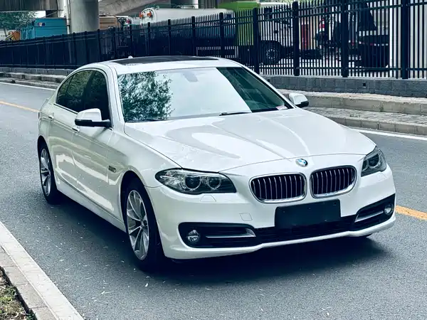 BMW 5 Series 2017