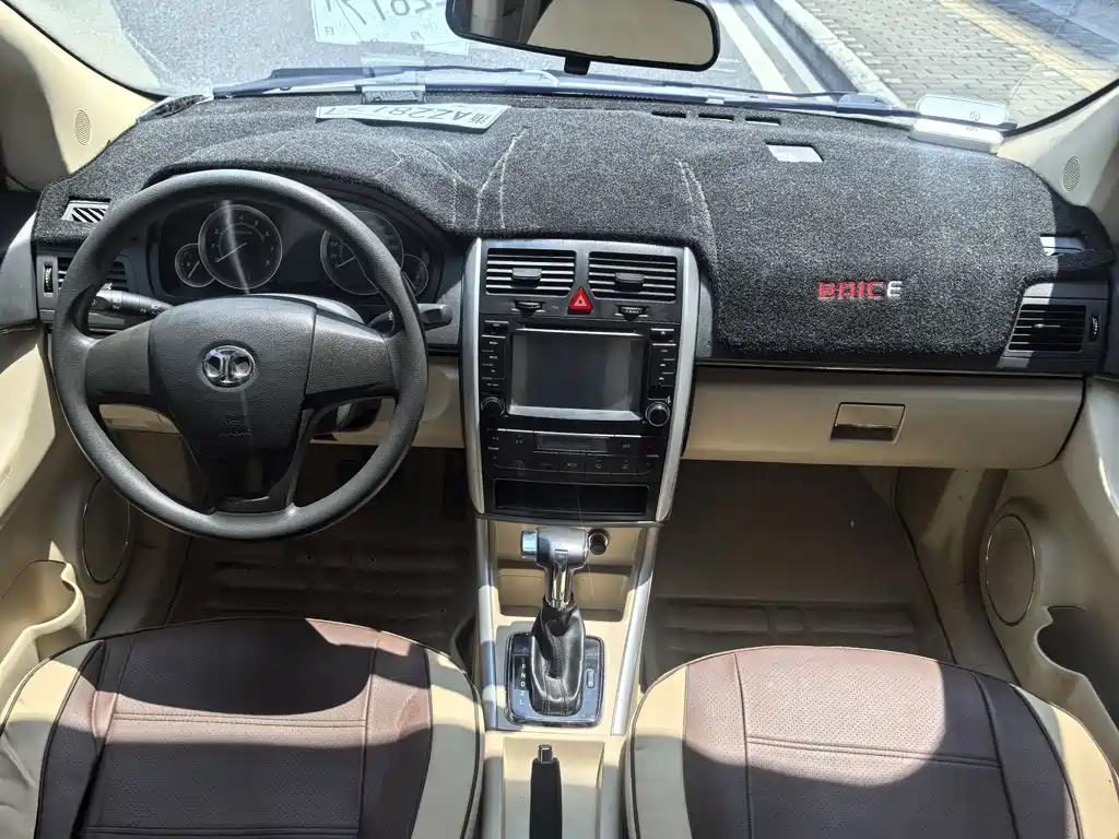 BAIC Motor E Series 2015 — фото 10