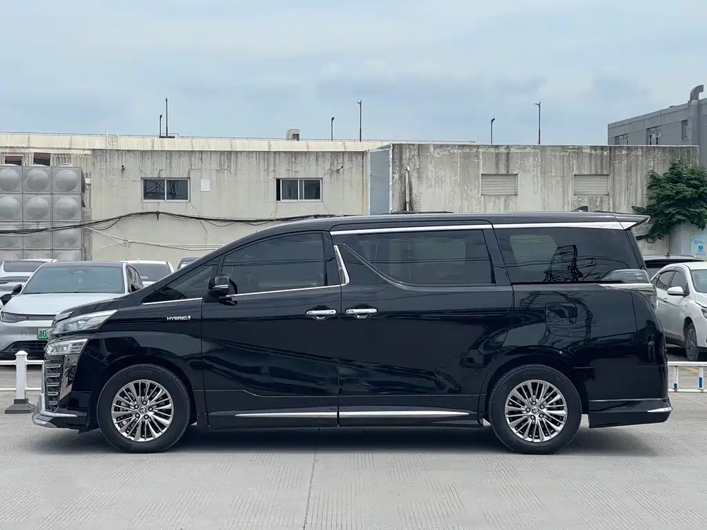 Toyota Vellfire 2020
