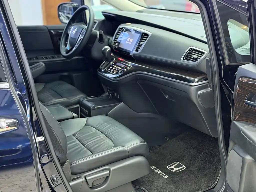 Honda Odyssey 2020 — фото 11
