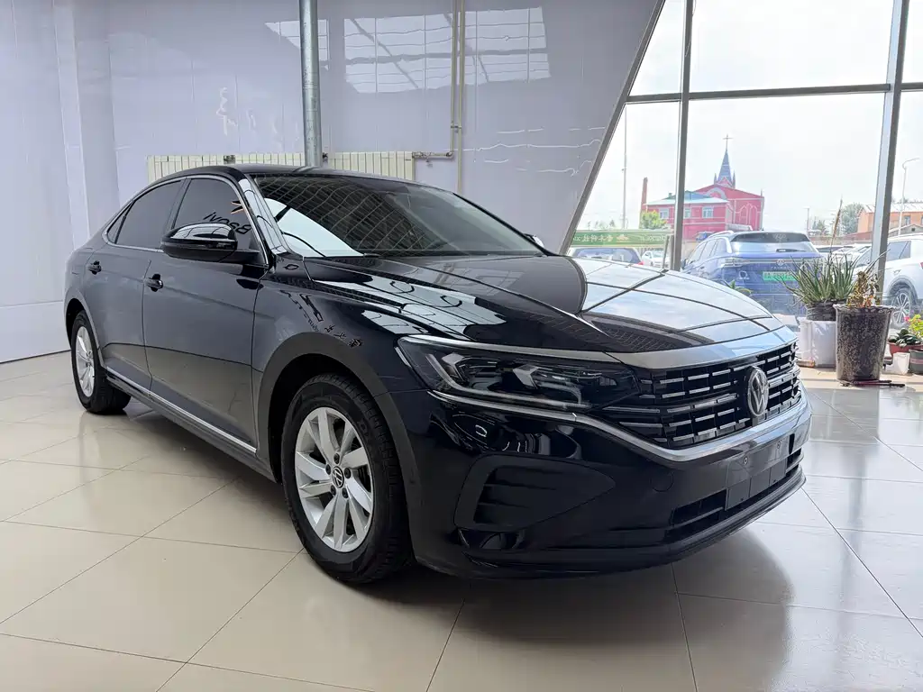 Volkswagen Passat 2022