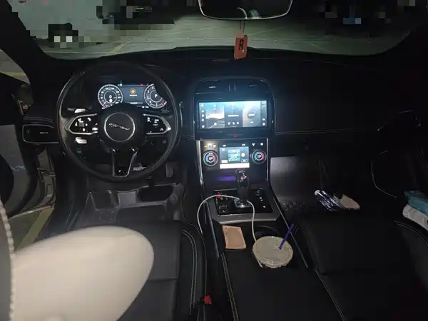 Jaguar XEL 2022